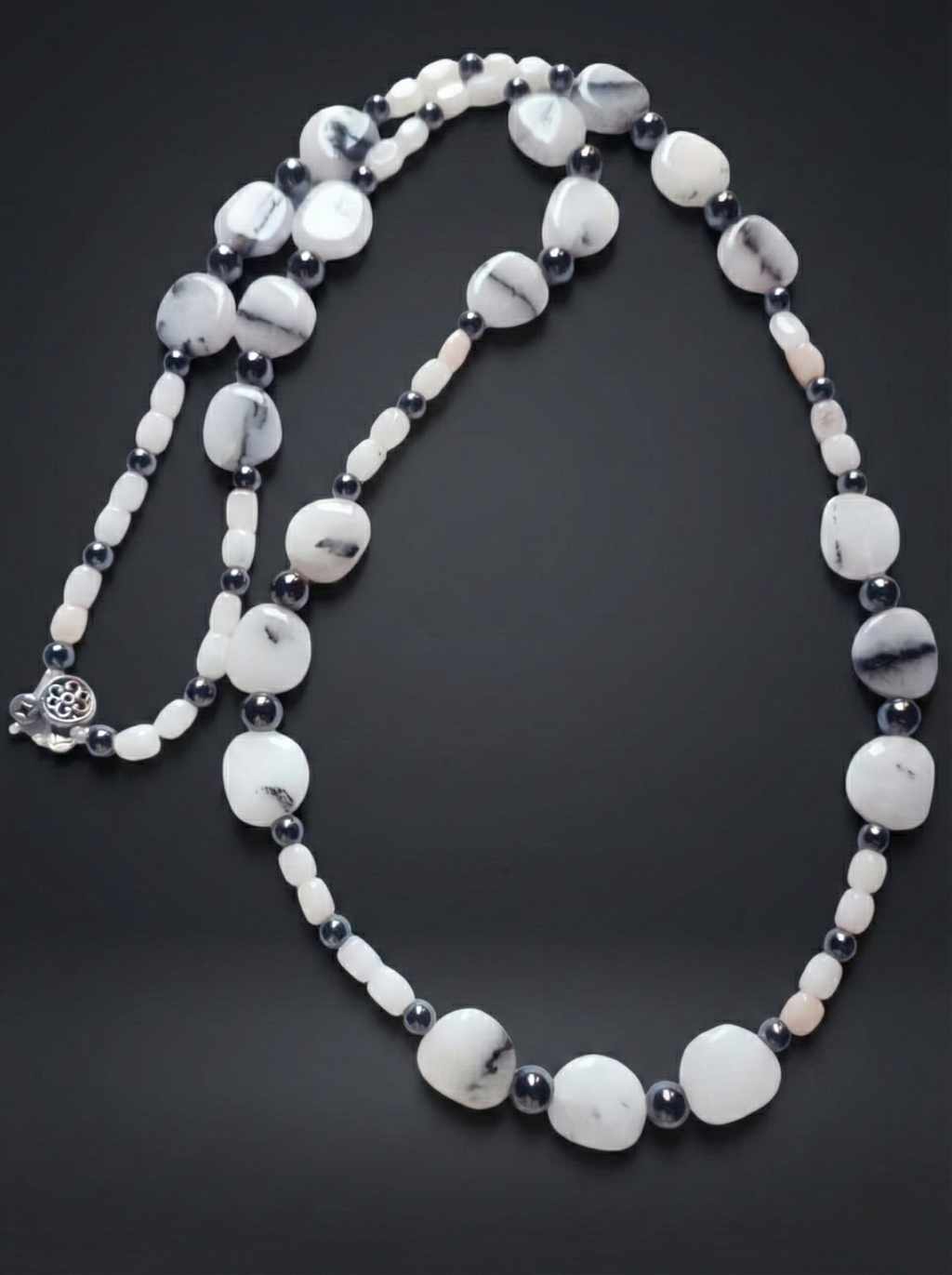 Elegant Stones Necklace