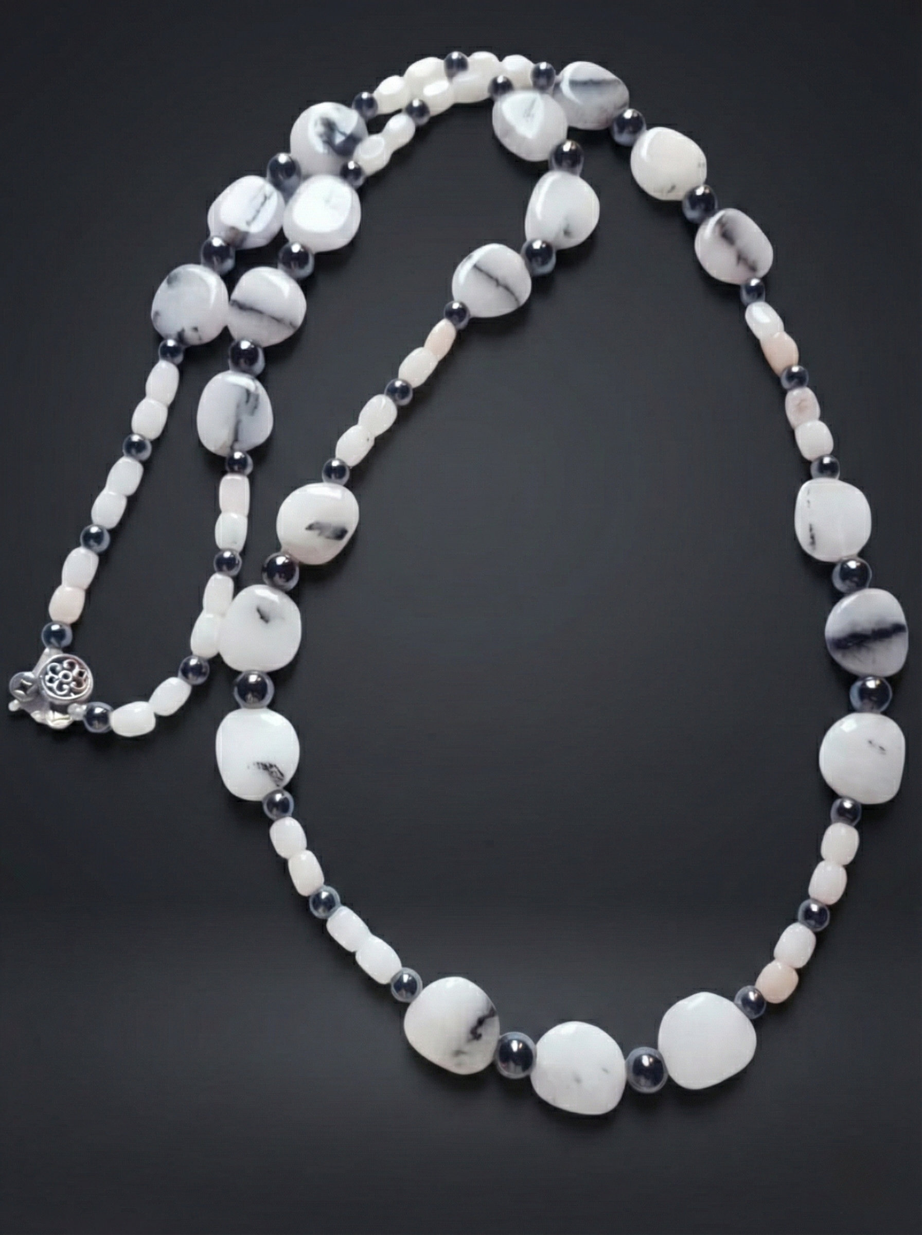 Elegant Stones Necklace