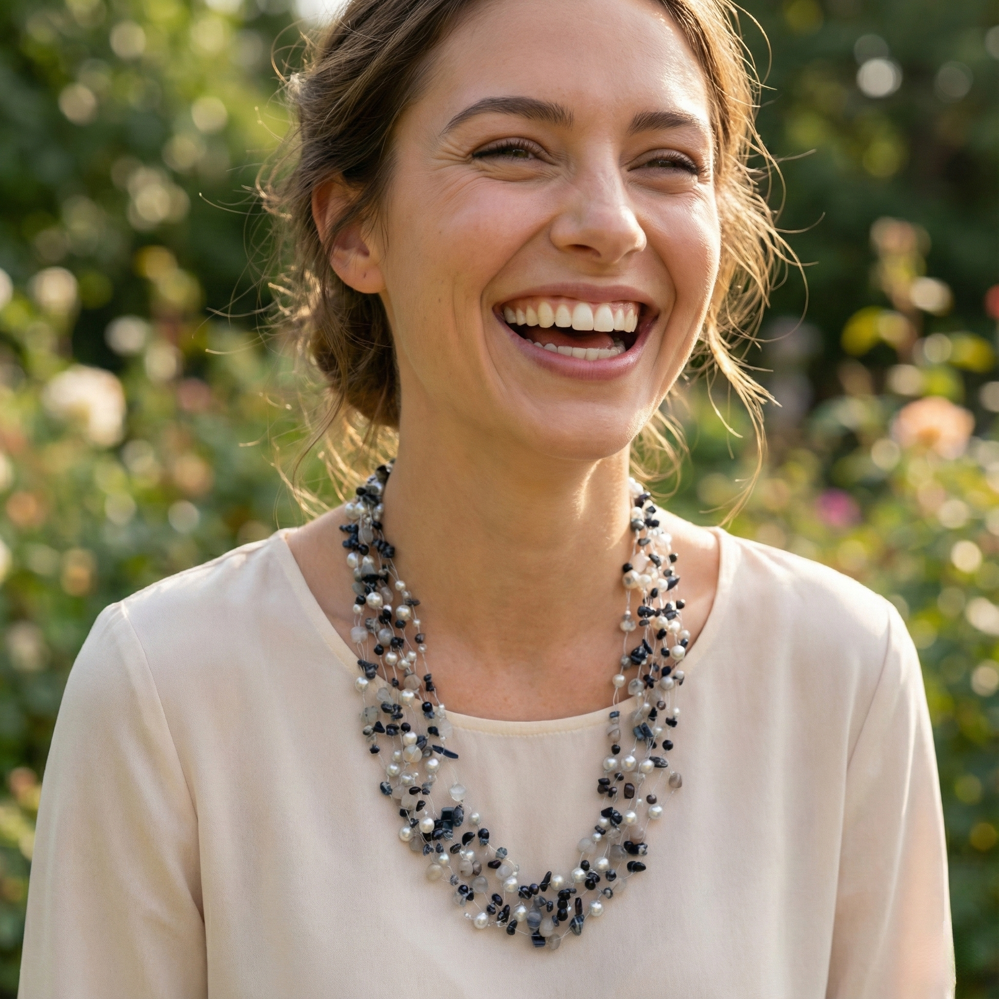 Elegant 6 Roles Necklace
