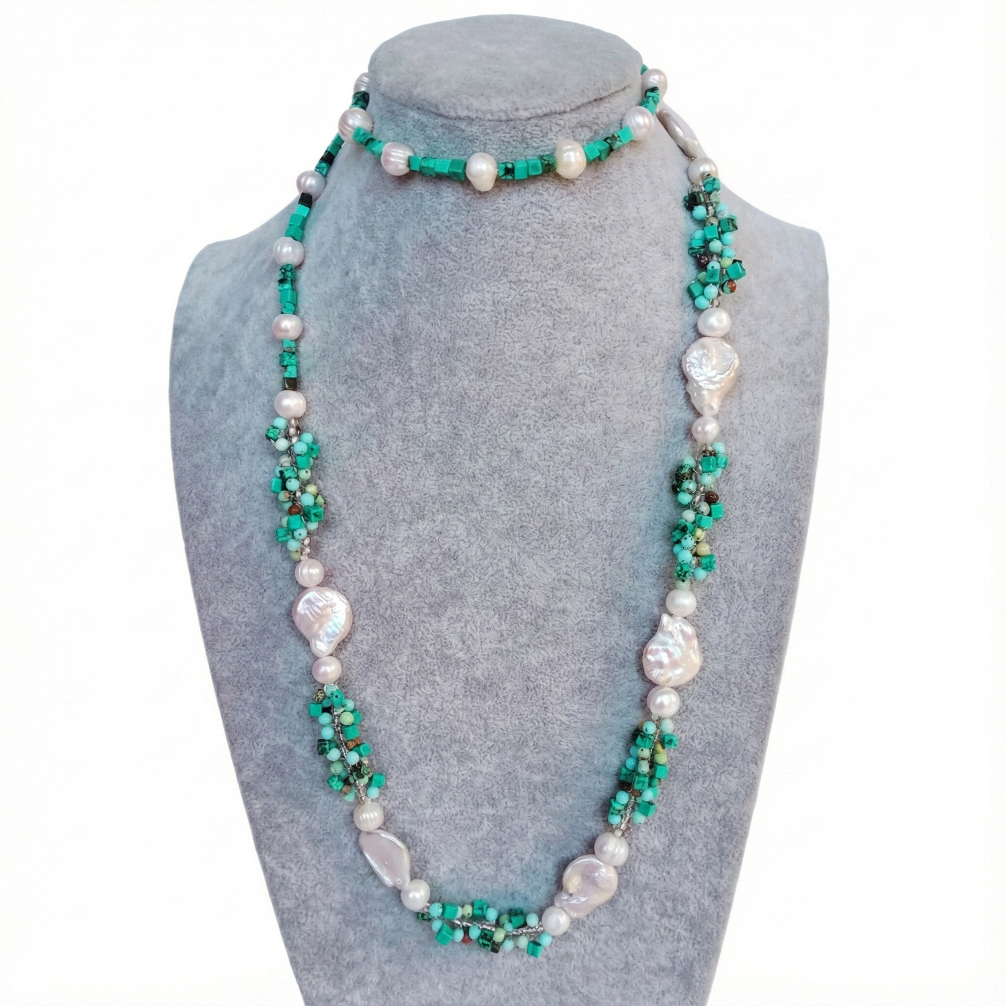 Stunning Stones Necklace
