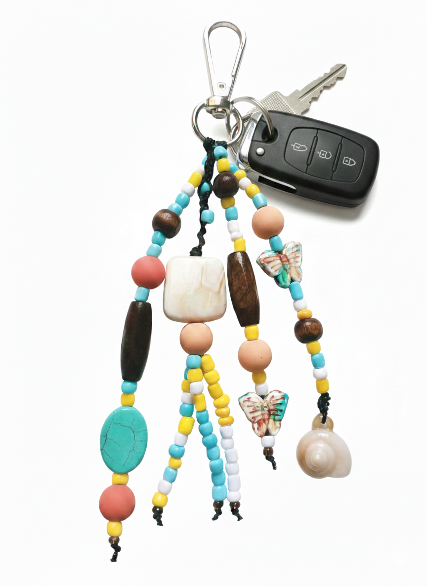 Bohemian keychain made of wooden beads and natural shells, brown and red hanging bag, 18 cm